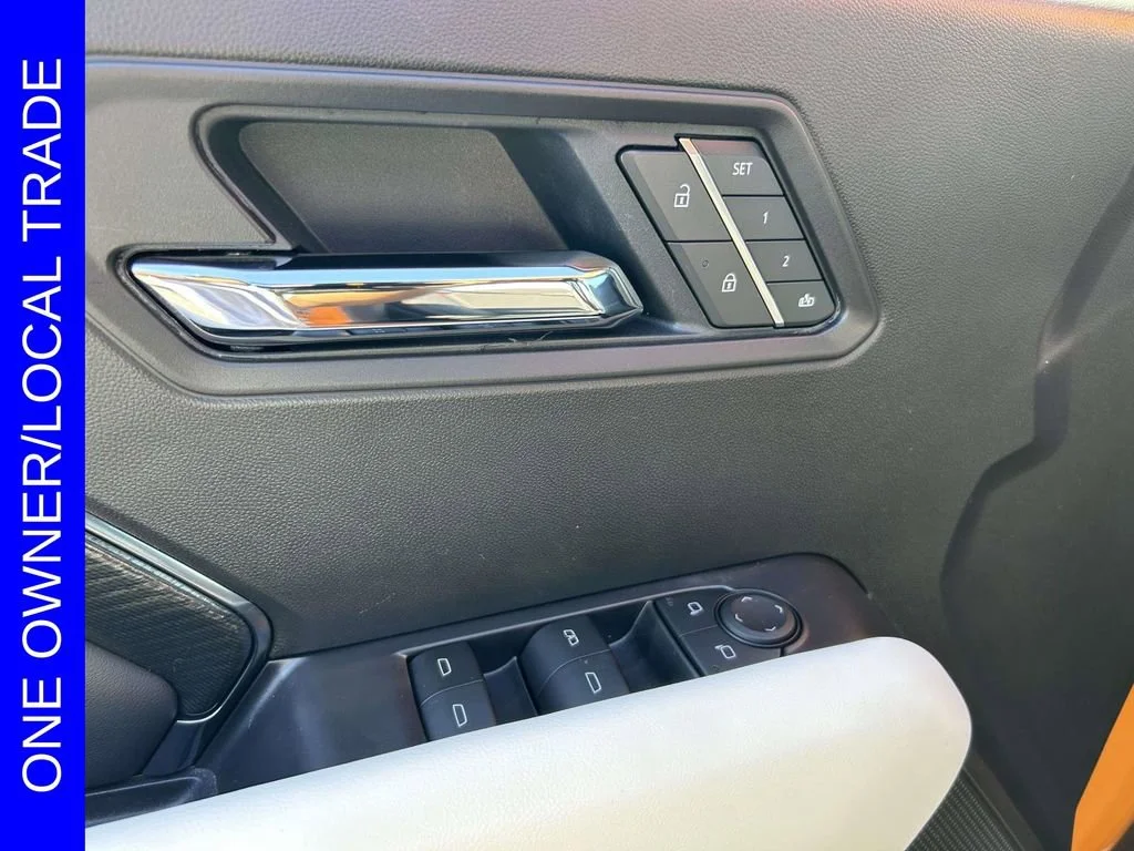 Used 2026 Desert Sun GMC AT4X image 15