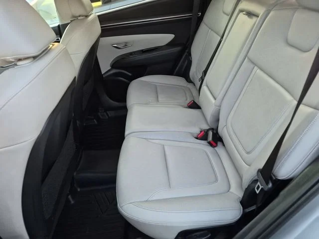 Used 2022 Silver Hyundai Limited image 31