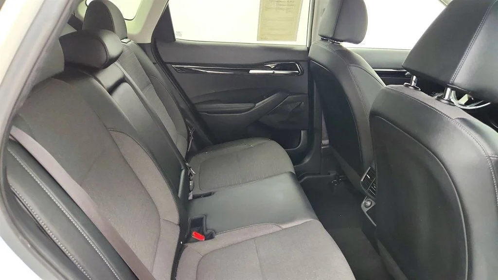 Used 2023 Snow White Pearl Kia S IVT AWD image 21