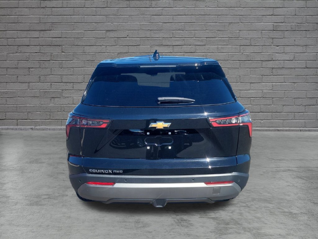 New 2027 Mosaic Black Metallic Chevrolet LT image 7
