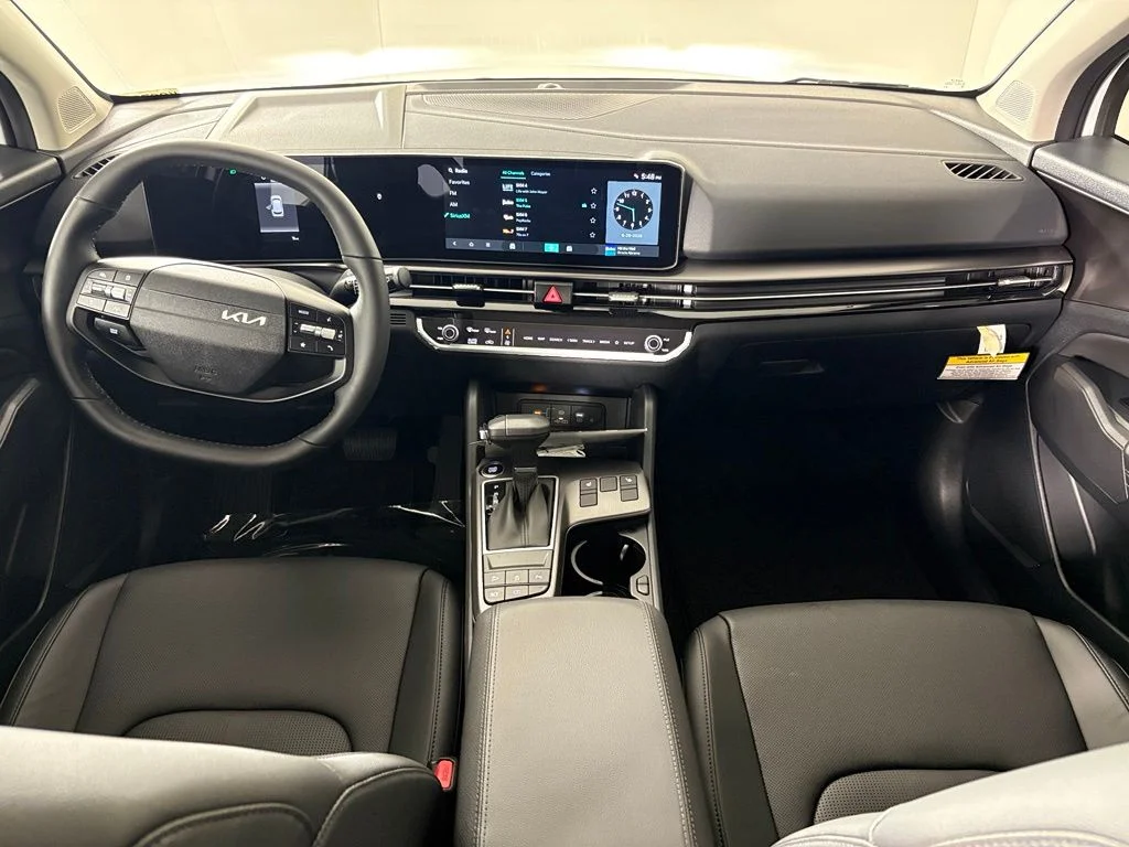 New 2026 Glacial White Pearl Kia EX image 33