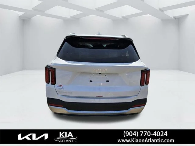 New 2025 Glacial White Pearl Kia S image 8