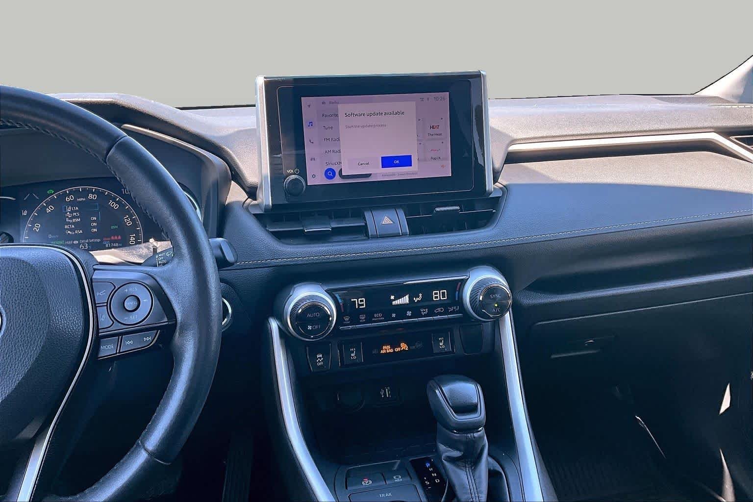 Used 2024 Ice Cap Toyota Hybrid XLE image 6