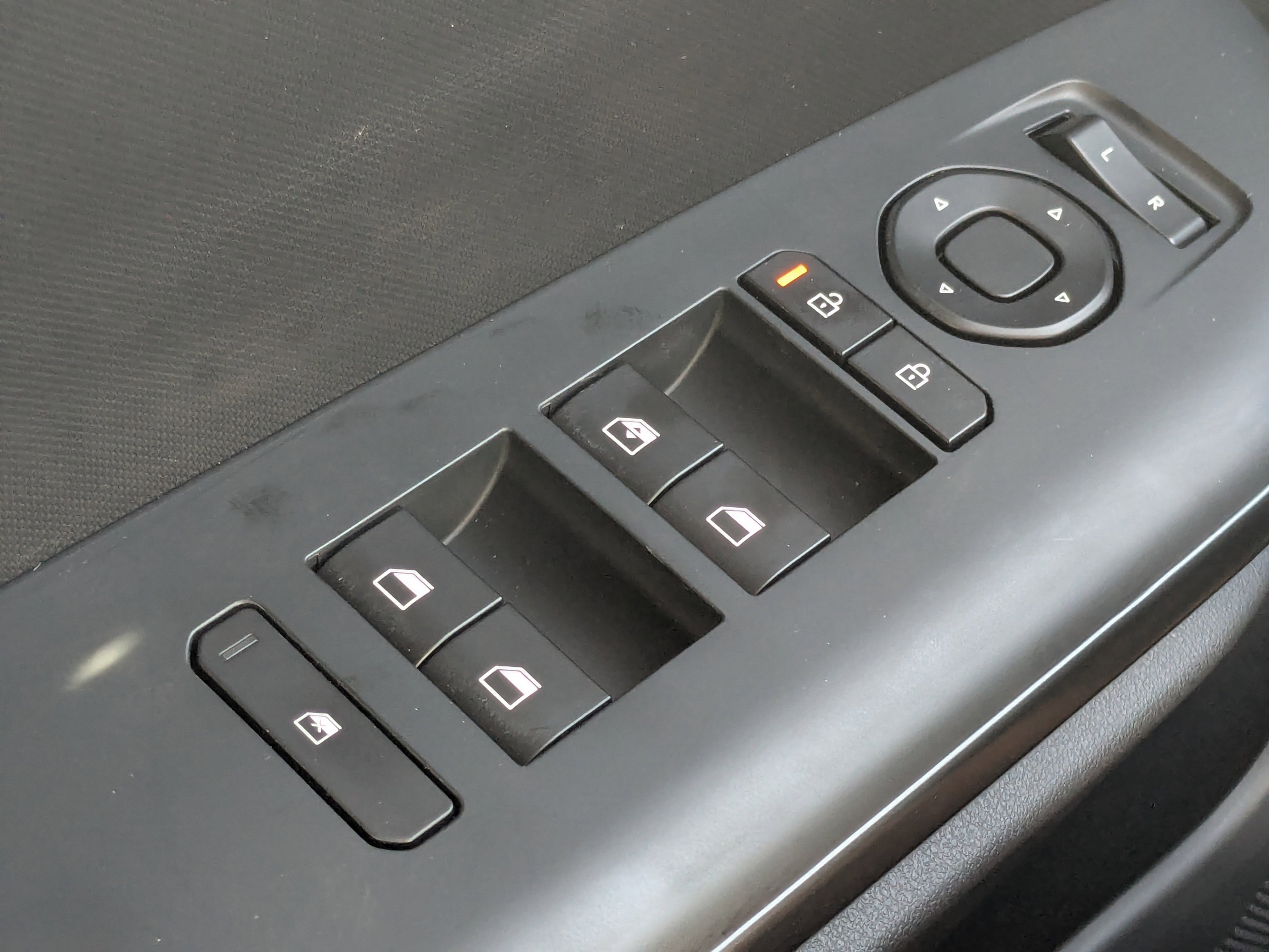 New 2026 Aurora Black Pearl Kia LX image 28