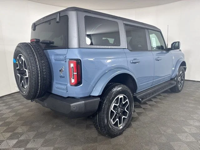 New 2025 Azure Gray Metallic Tri-Coat Ford Outer Banks image 3