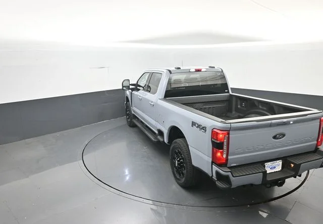 New 2026 Glacier Gray Metallic Tri-Coat Ford F-250® Lariat® image 28