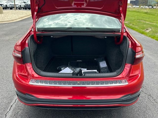 New 2026 Kings Red Metallic Volkswagen 1.5T SE image 16