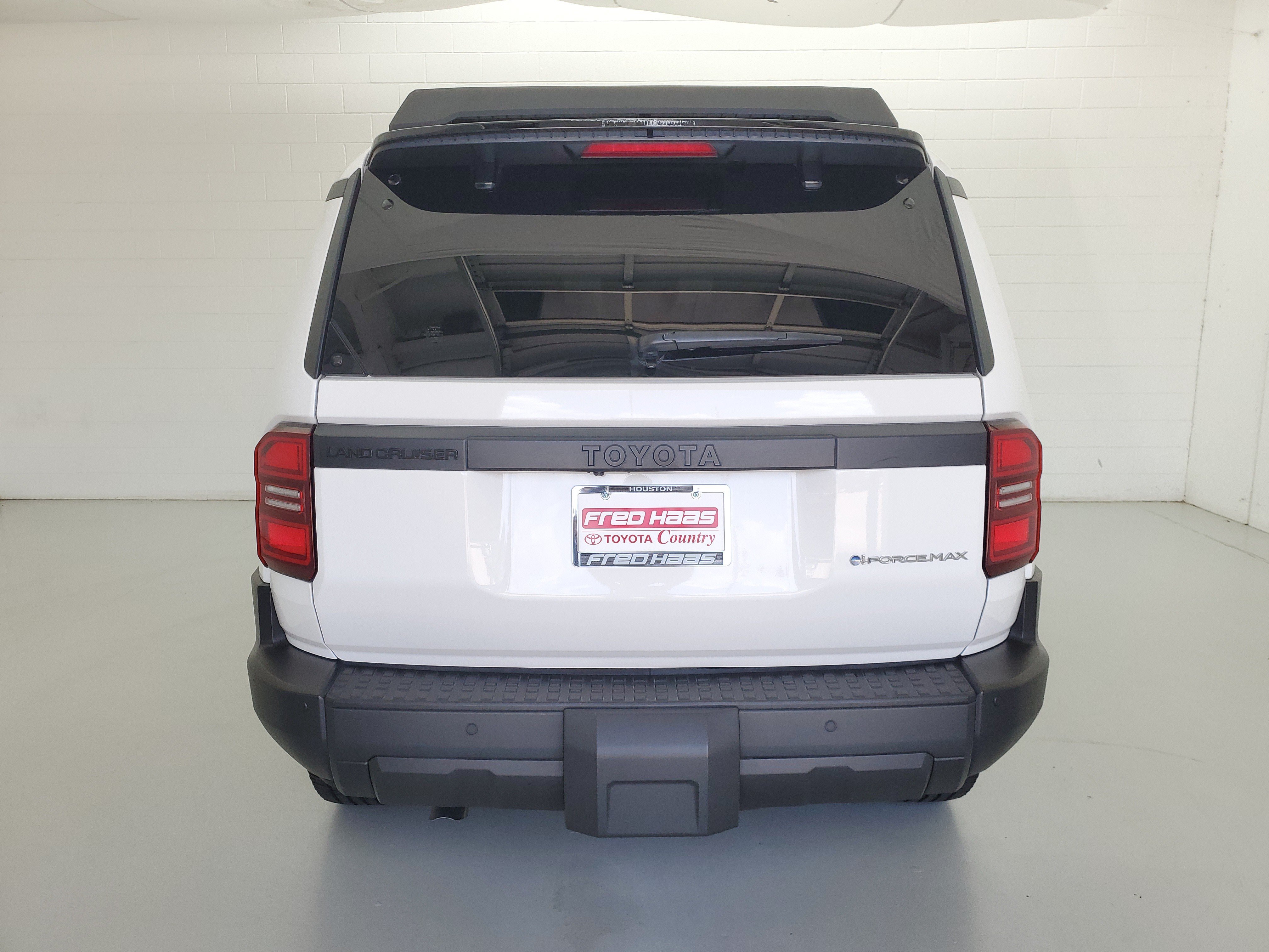 Used 2024 Ice Cap Toyota 1958 image 6