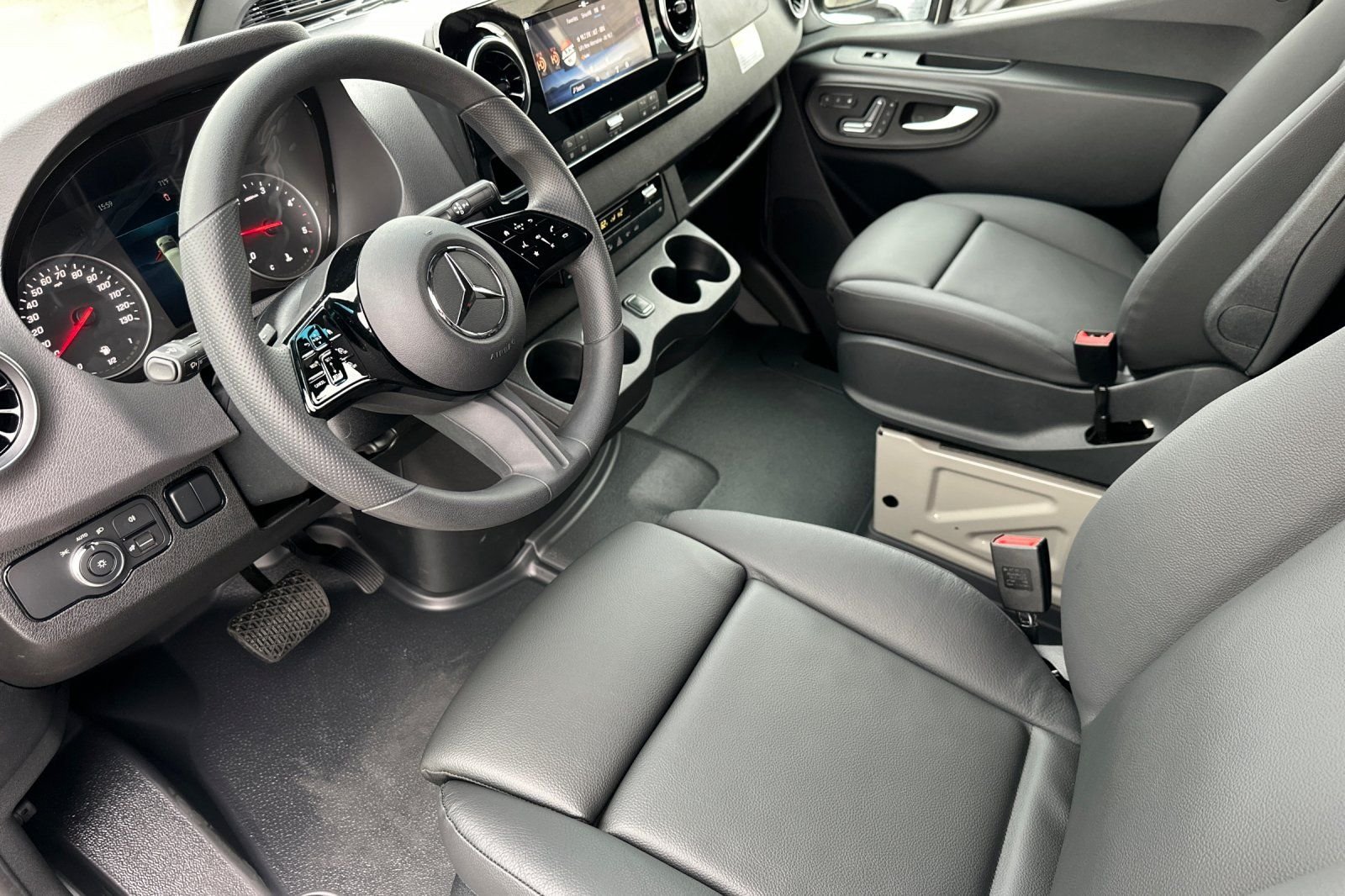 2025 Mercedes-Benz Sprinter Cargo Van Base - Photo 8