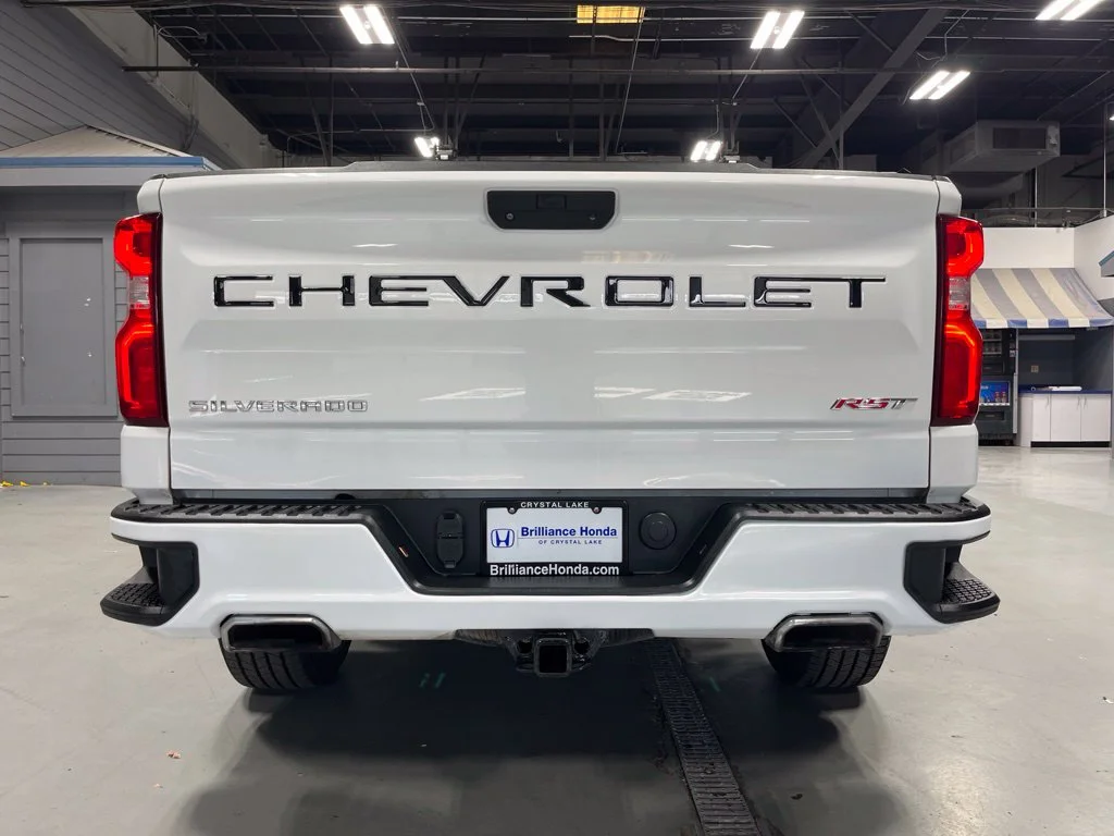 Used 2020 Summit White Chevrolet RST image 6