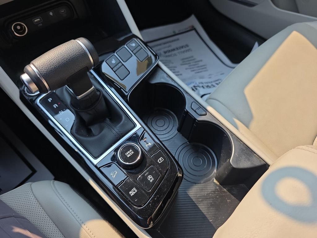 Used 2025 Gray Kia EX image 19