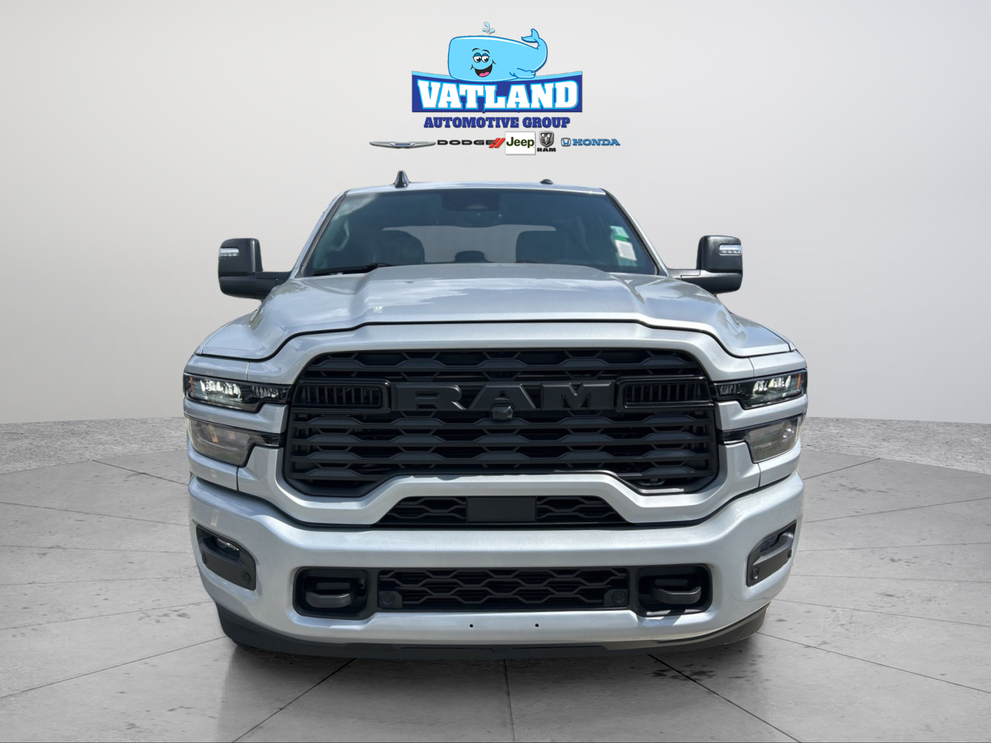 New 2026 Silver-Zynith Exterior Paint RAM Big Horn image 8