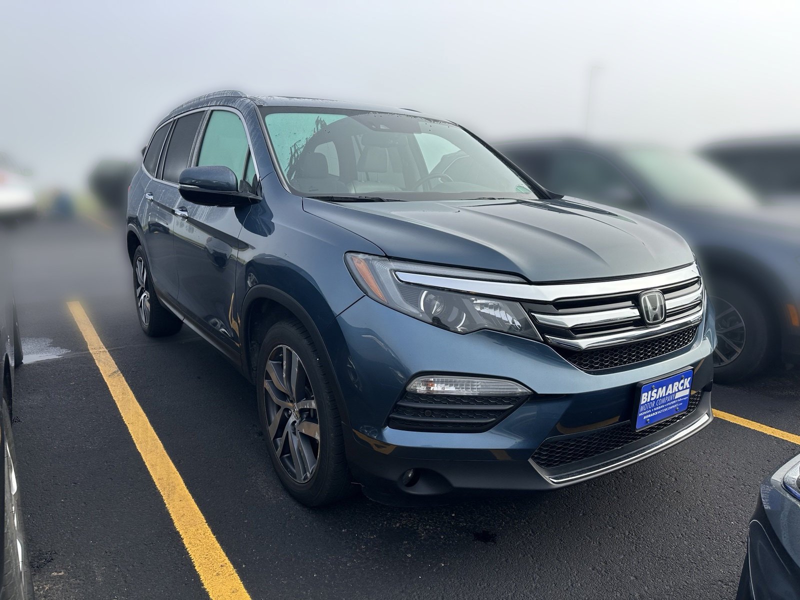 Used 2017 Blue Honda Elite image 2