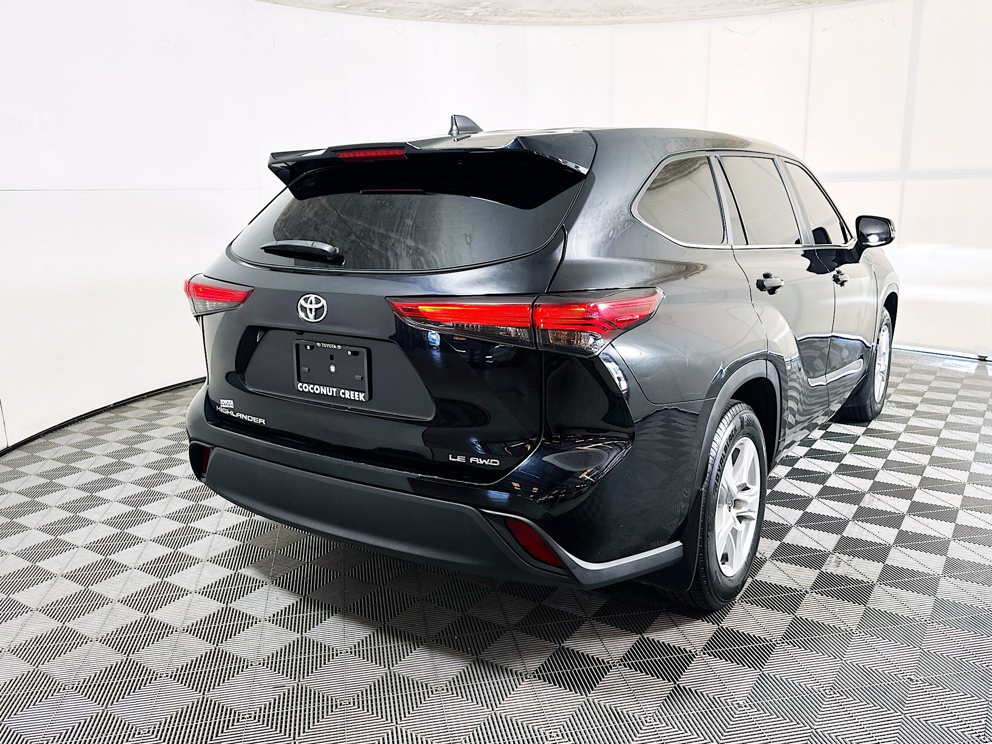 Used 2023 Midnight Black Metallic Toyota LE image 3