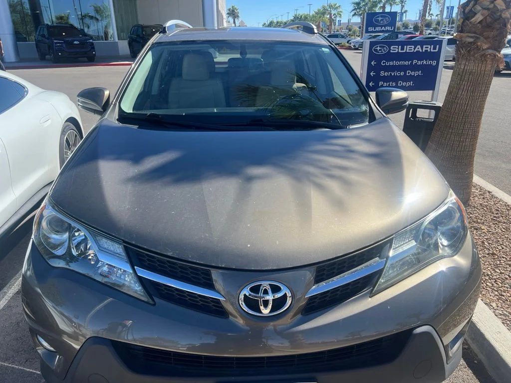 Used 2014 Brown Toyota XLE image 30