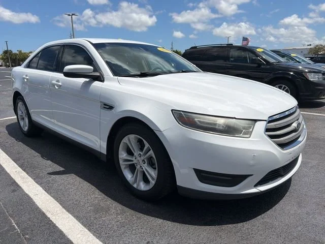2015 Ford Taurus SEL