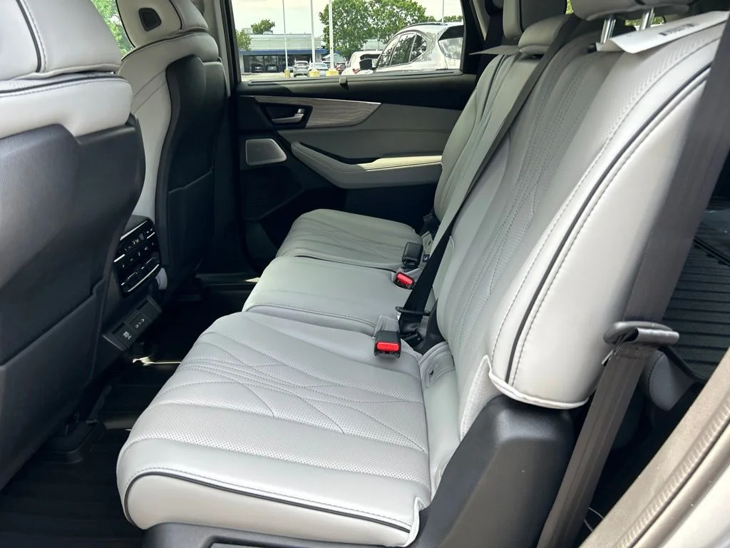 New 2026 Solar Silver Metallic Acura Advance Package image 14