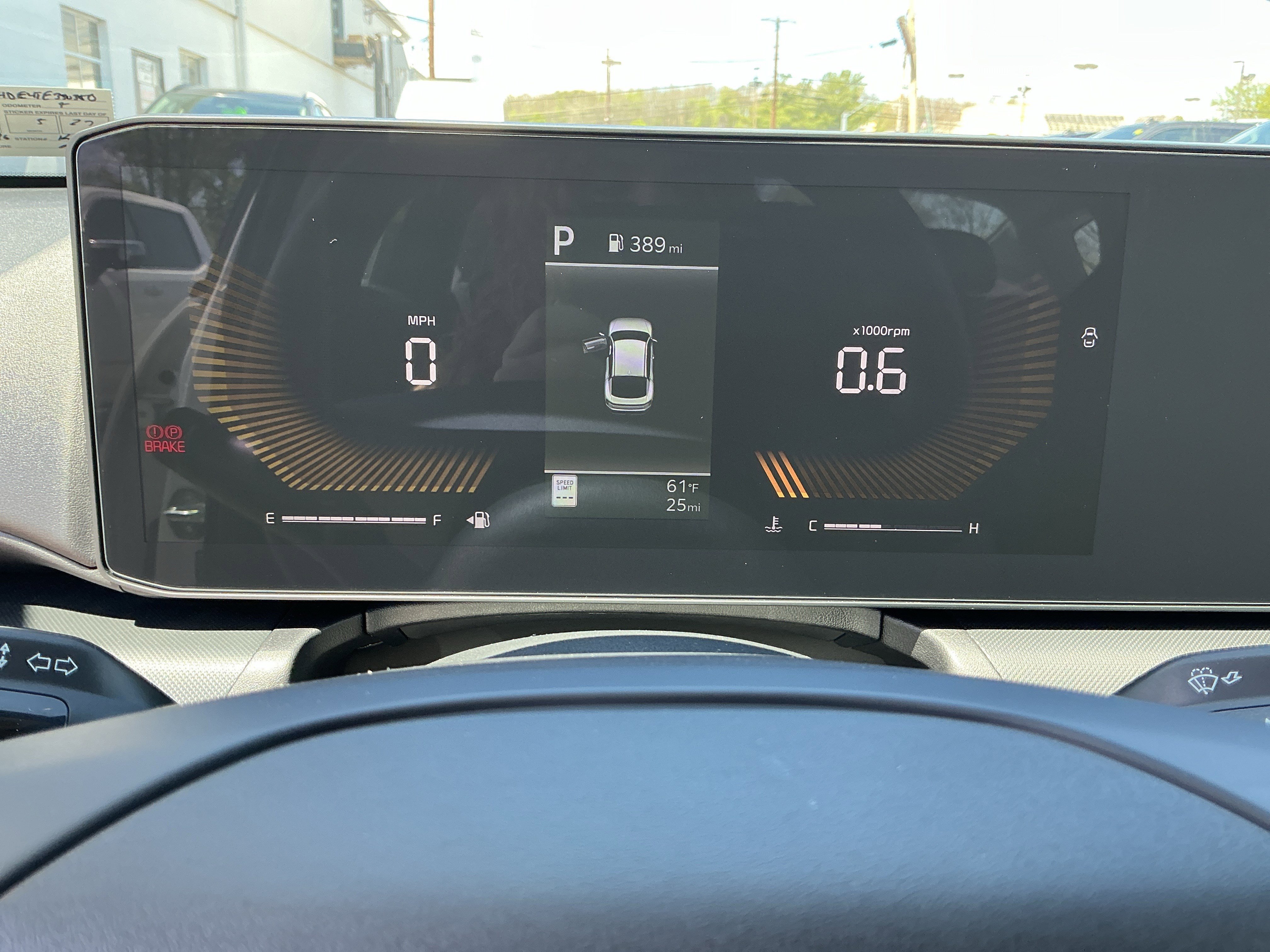 New 2026 Snow White Pearl Kia LXS image 17