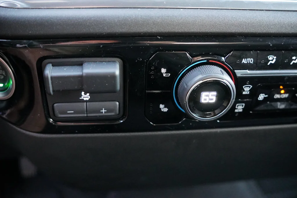 2023 Chevrolet Silverado 1500 LT - Photo 6