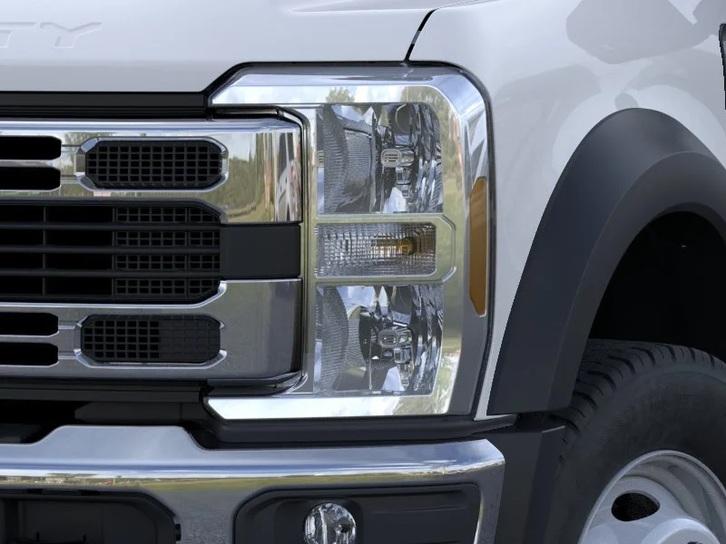New 2026 Oxford White Ford F-550® XL image 18