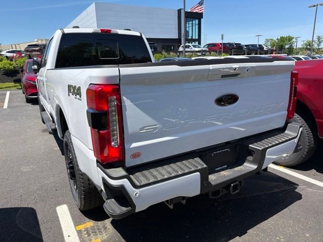 New 2026 Oxford White Ford F-350® Lariat® image 5