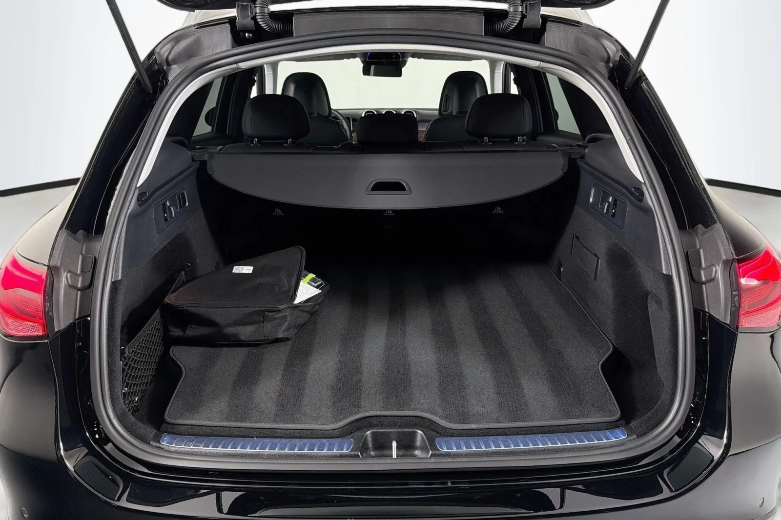 Certified Used 2025 Black Mercedes-Benz 350e image 22