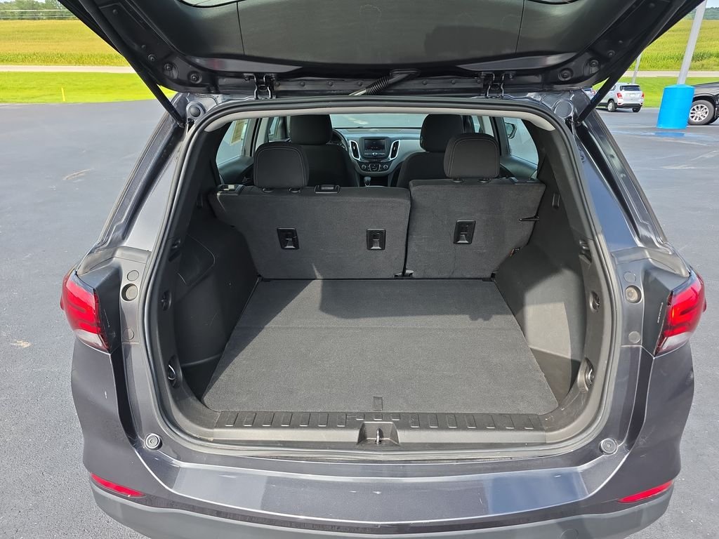 Used 2022 Gray Chevrolet LS image 9