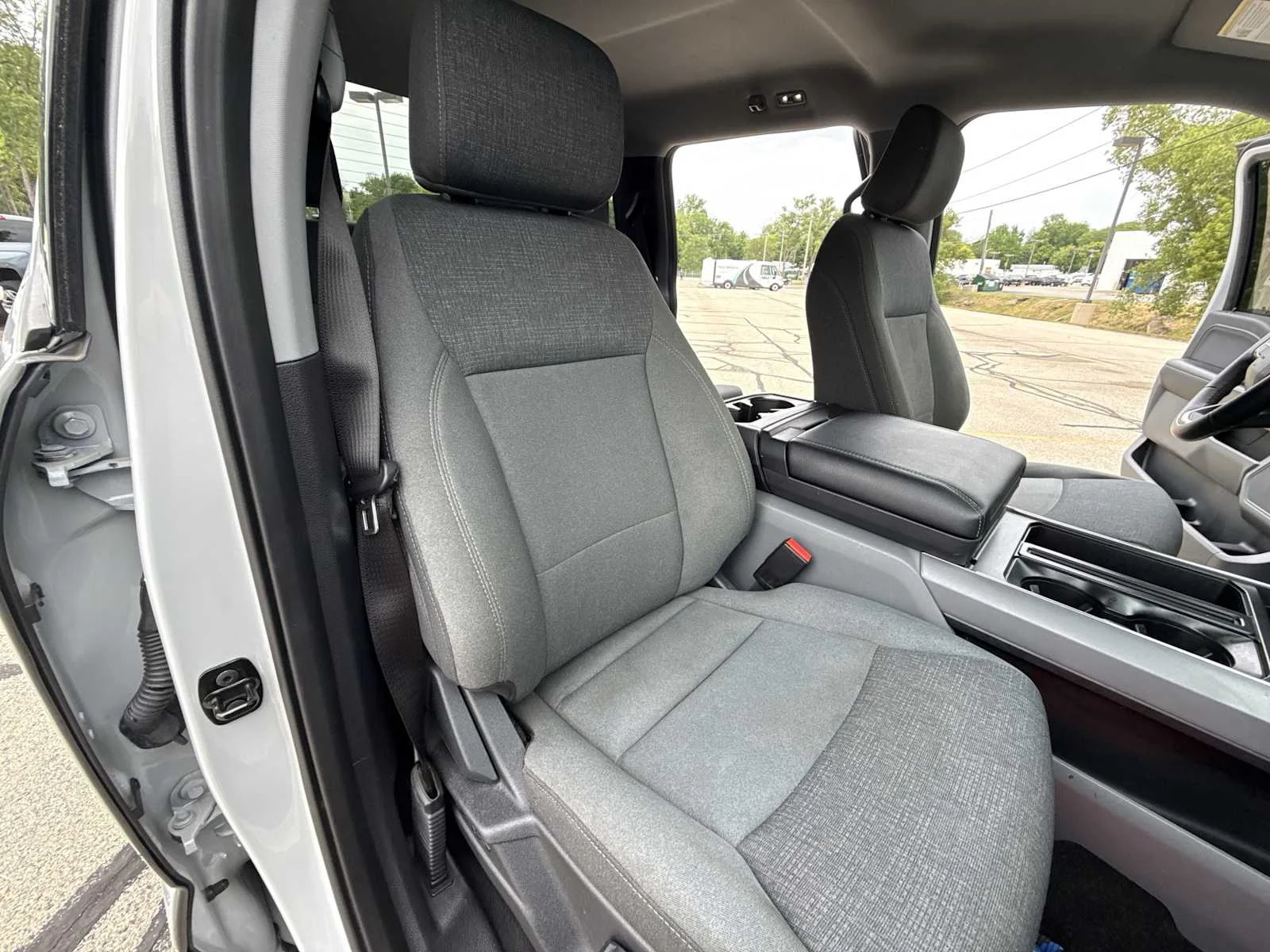 2024 Ford F-150 XLT - Photo 26