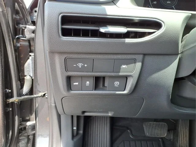 Used 2022 Gray Hyundai Limited image 16