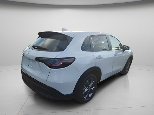 2026 Honda HR-V LX - Photo 8