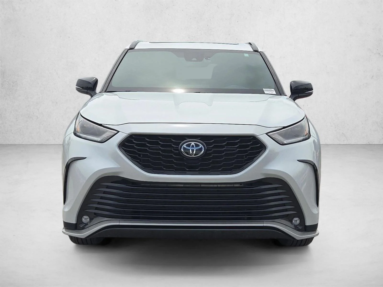 Used 2023 Wind Chill Pearl Toyota XSE image 2