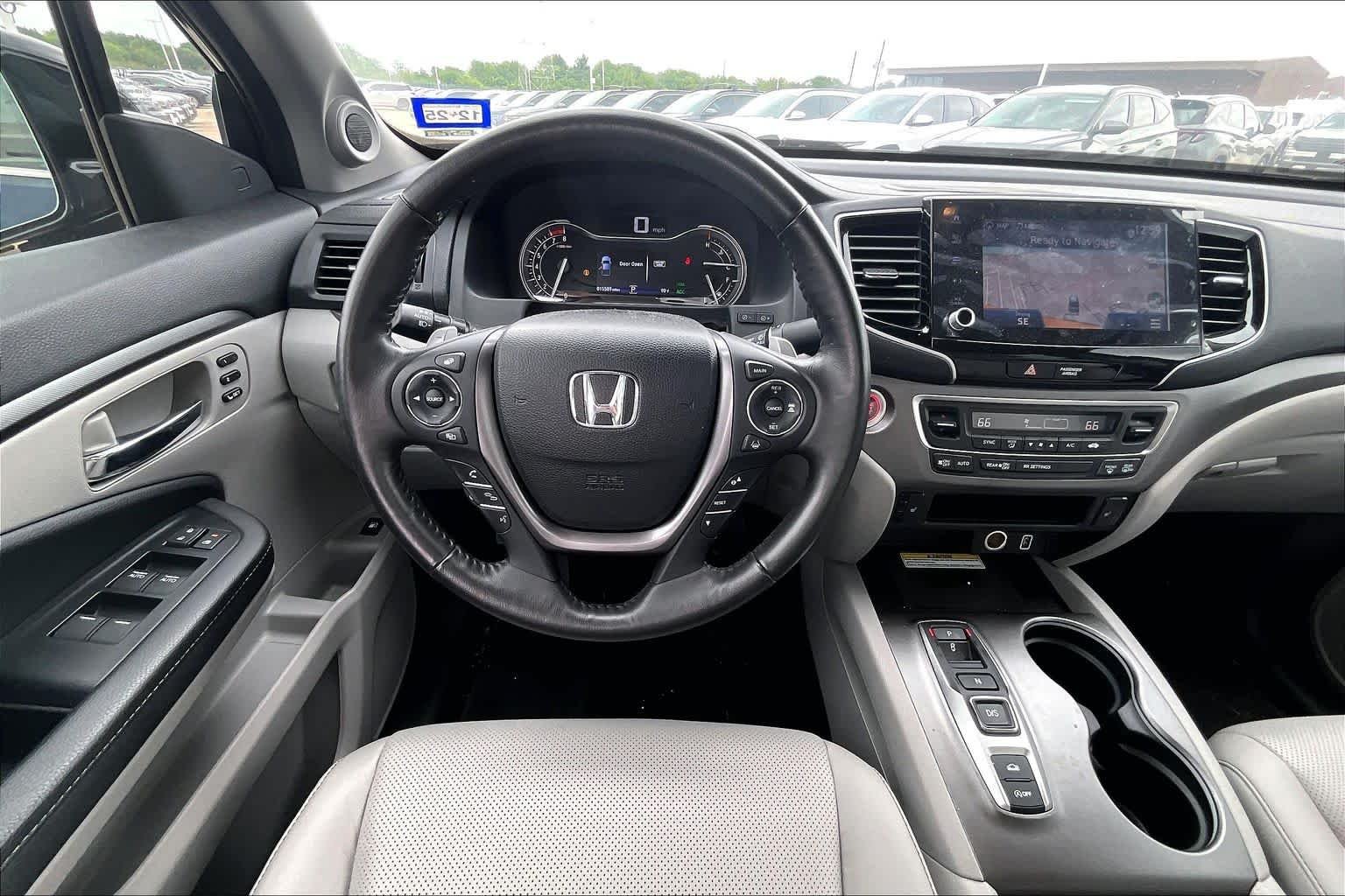 Used 2023 Obsidian Blue Pearl Honda RTL-E image 6