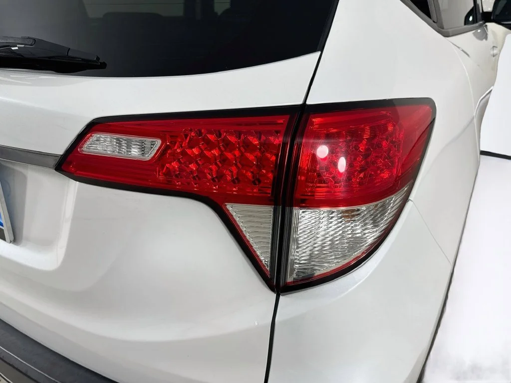 Certified Used 2019 Platinum White Pearl Honda EX-L image 35