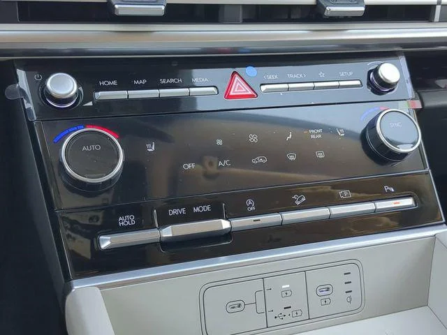 2025 Hyundai Santa Fe SEL - Photo 24