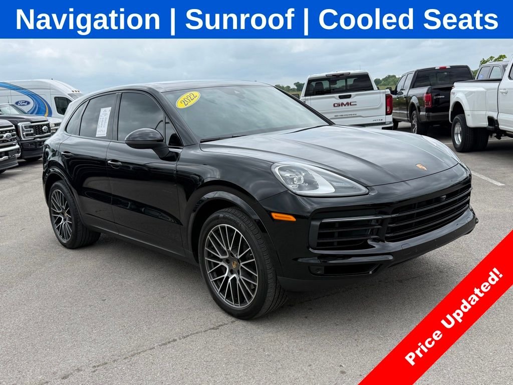 2022 Porsche Cayenne S's photo