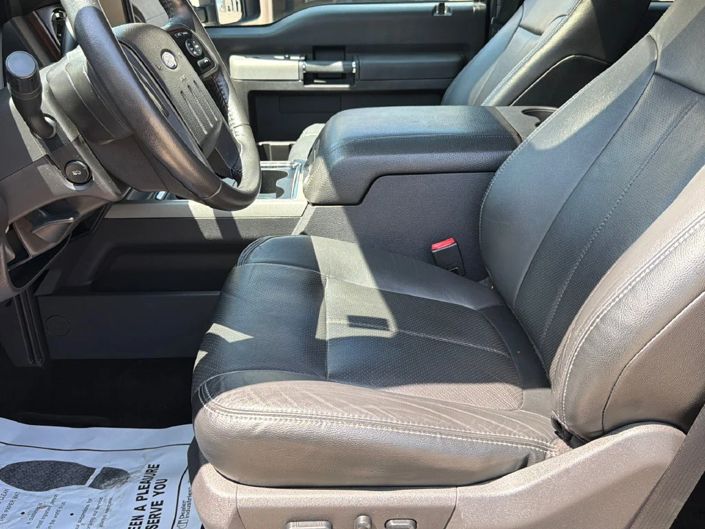 Used 2016 Black Ford Lariat image 19