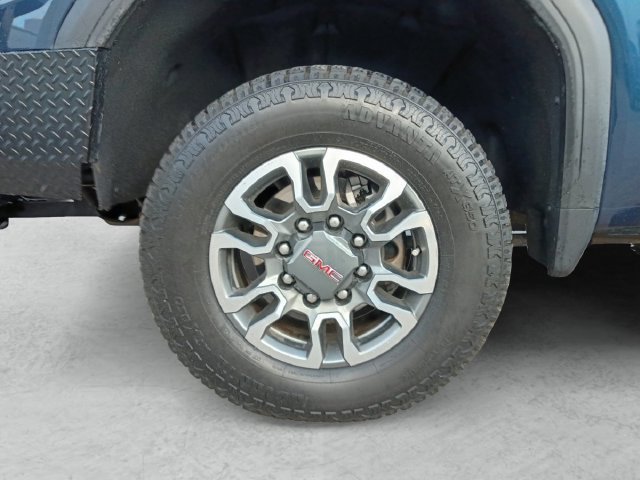 Used 2022 PACIFIC BLUE METALLIC GMC SLT image 23