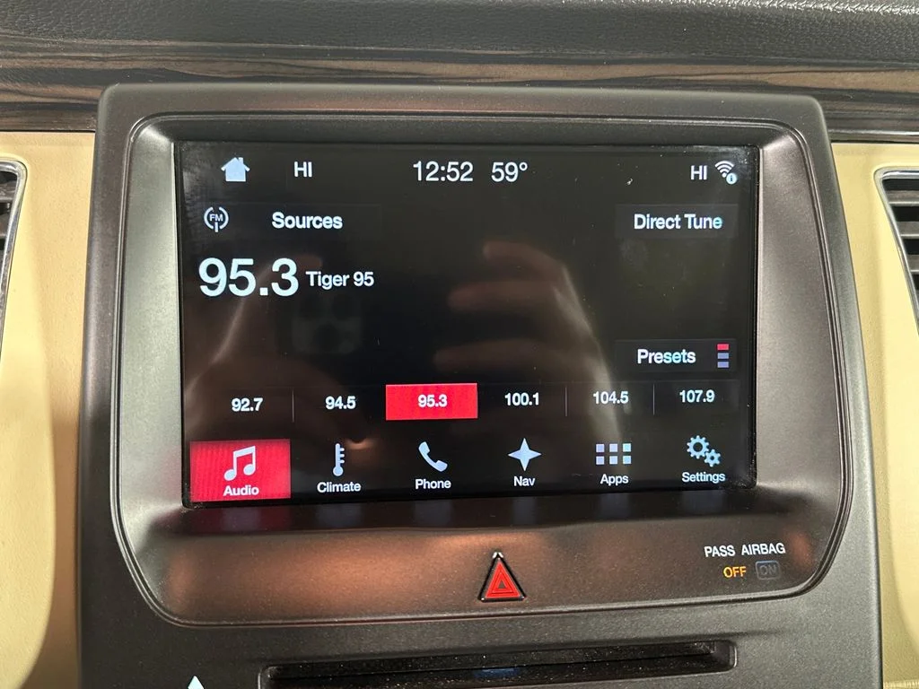 Used 2018 Black Ford SEL image 21