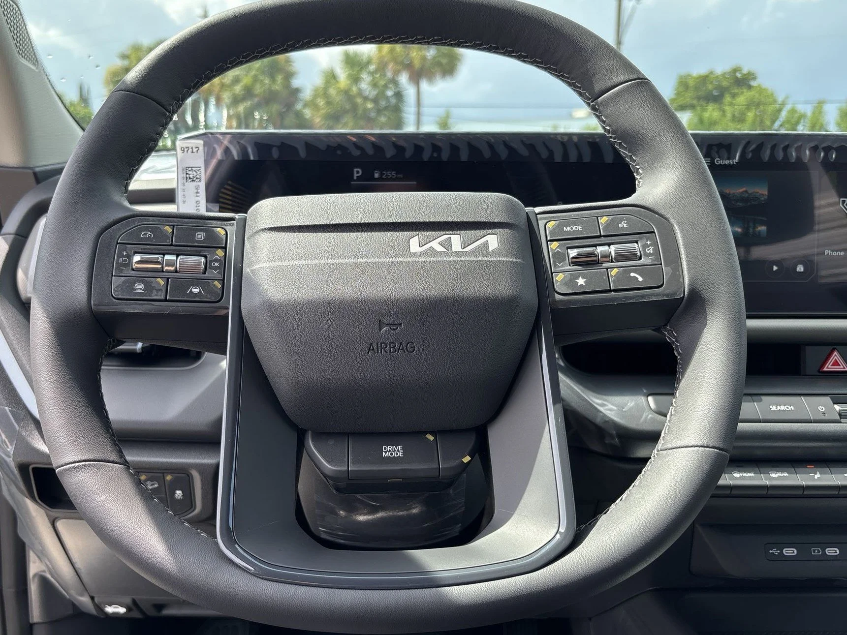 New 2027 Snow White Pearl Kia LX image 13