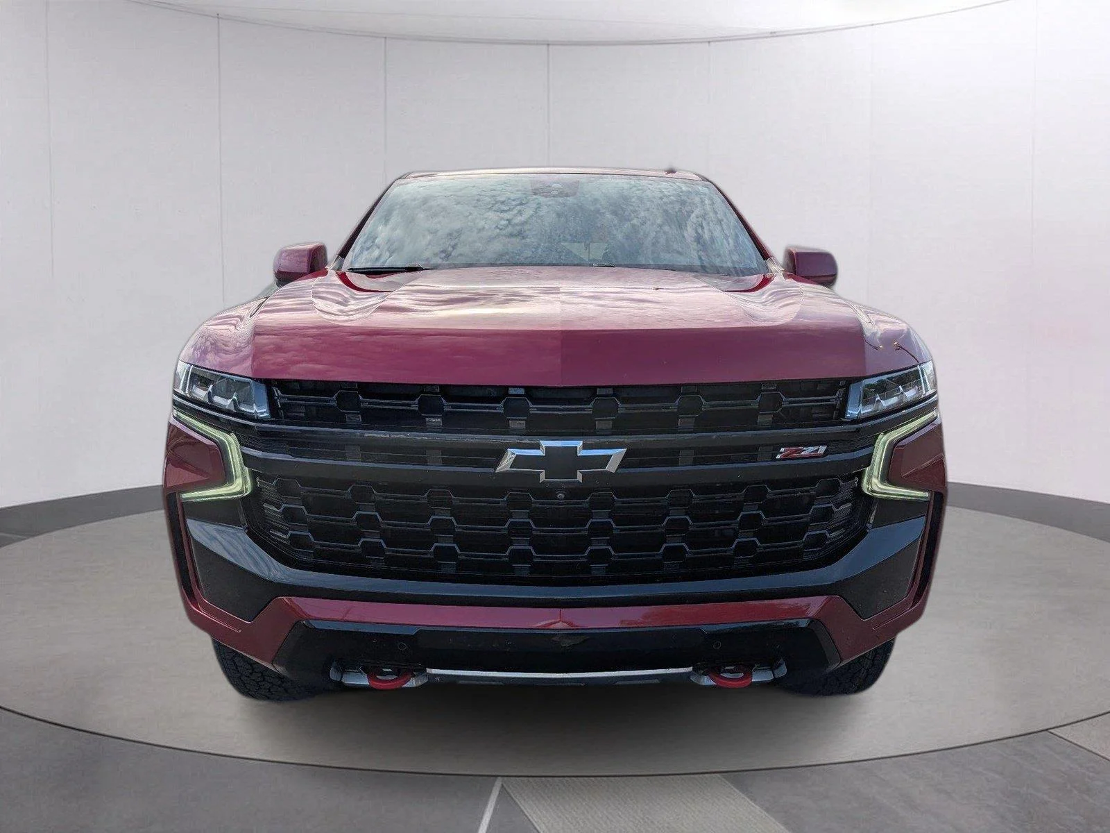 Used 2023 RADIANT RED TINTCOAT Chevrolet Z71 image 9