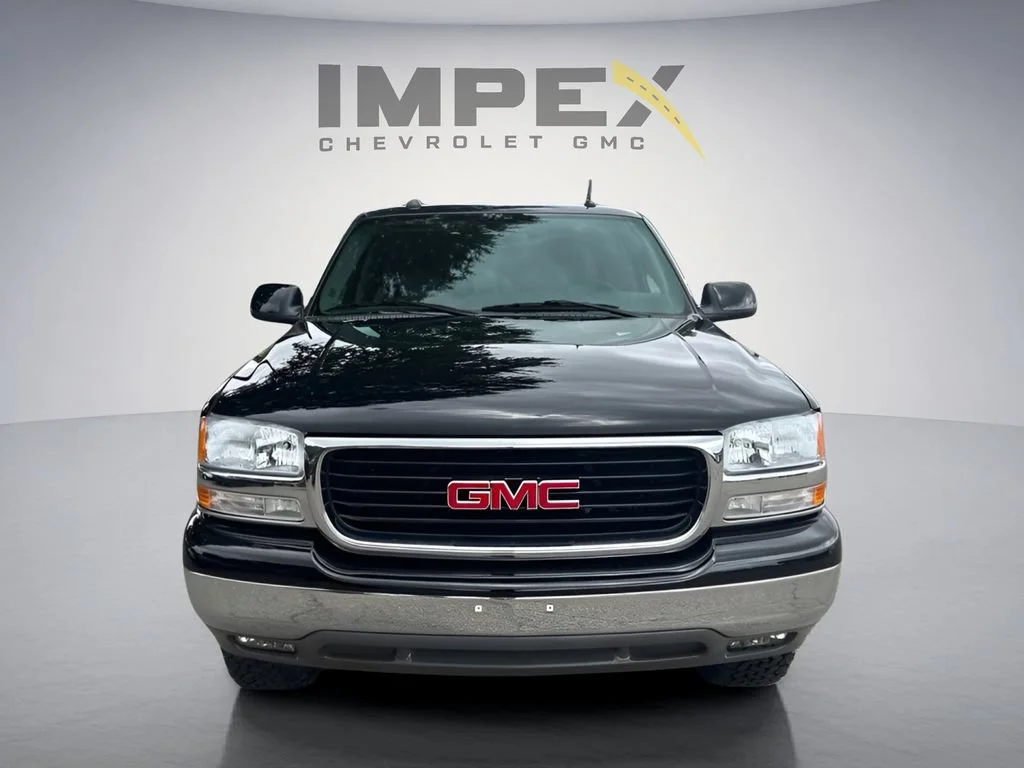 Used 2005 Onyx Black GMC SLT image 8
