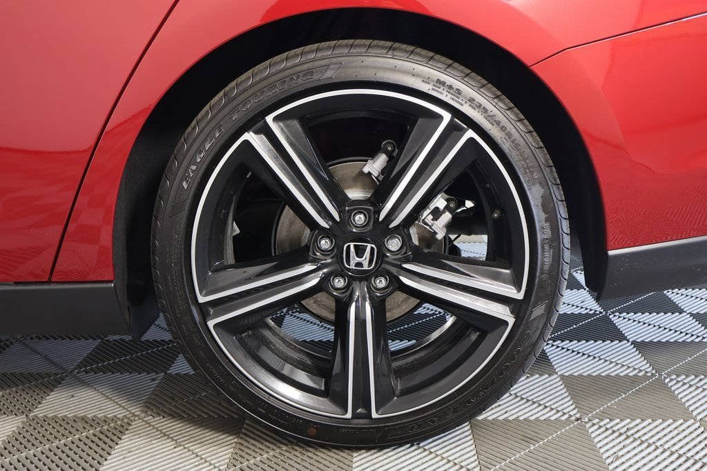 New 2026 Radiant Red Metallic Honda SE image 10