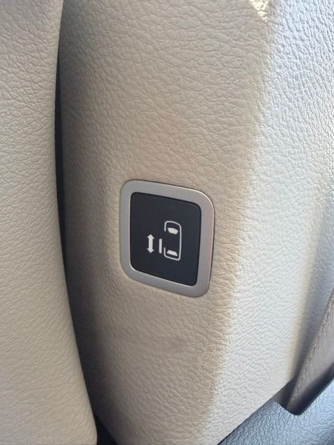 2024 Chrysler Pacifica Touring L - Photo 32