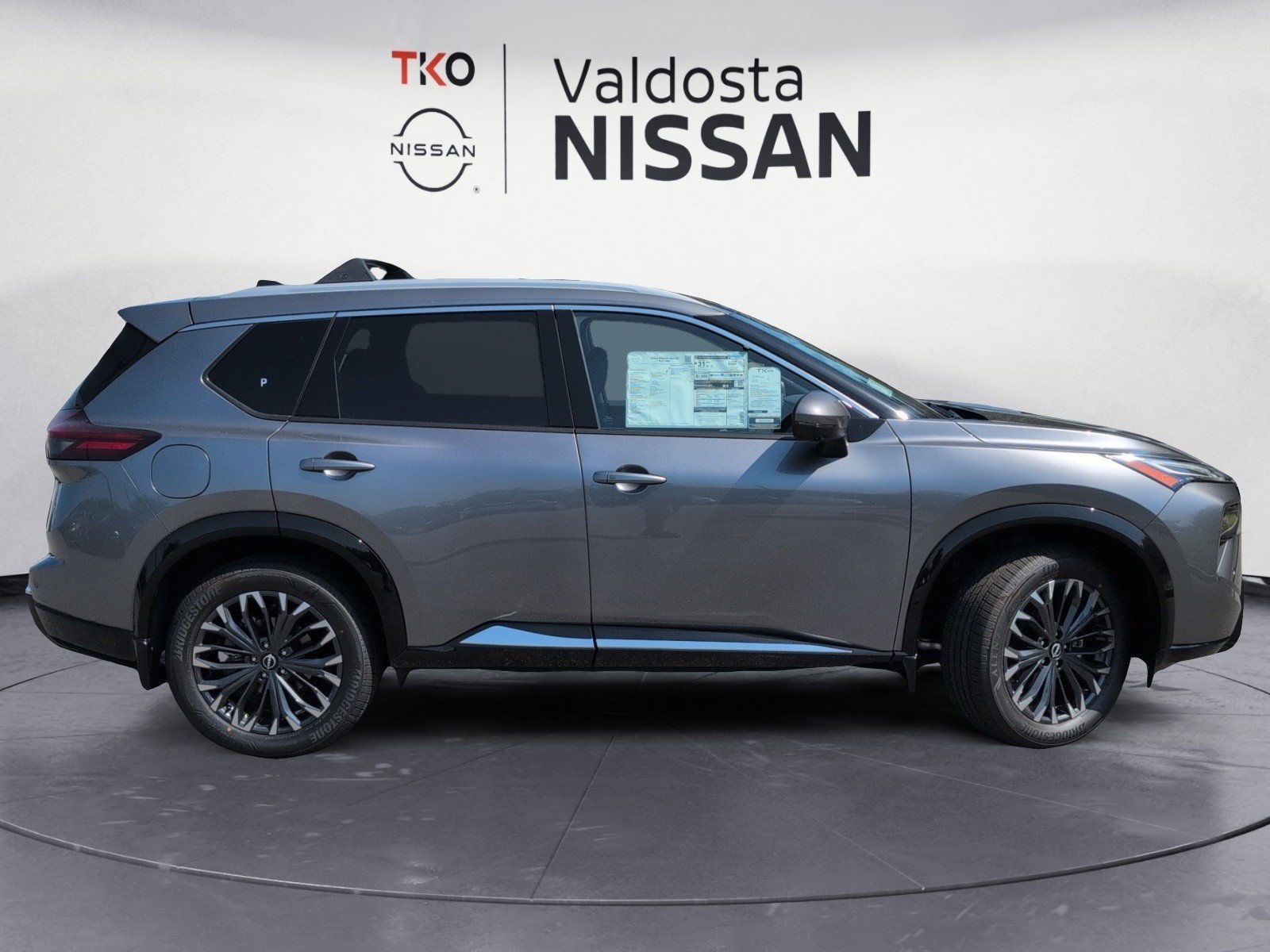 New 2026 Gun Metallic Nissan Platinum image 3