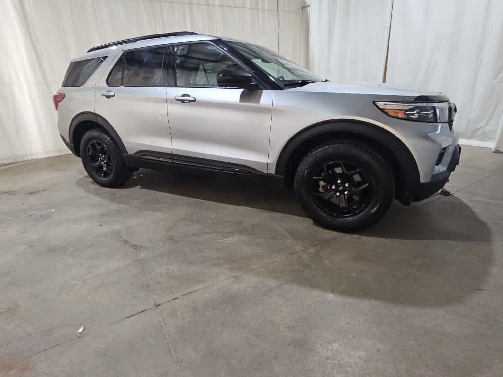 Used 2023 Iconic Silver Metallic Ford Timberline image 10