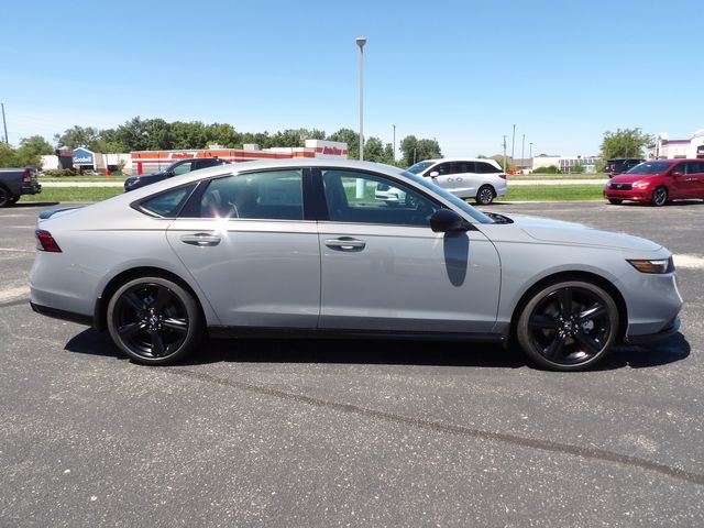 New 2026 Urban Gray Pearl Honda Sport-L image 8