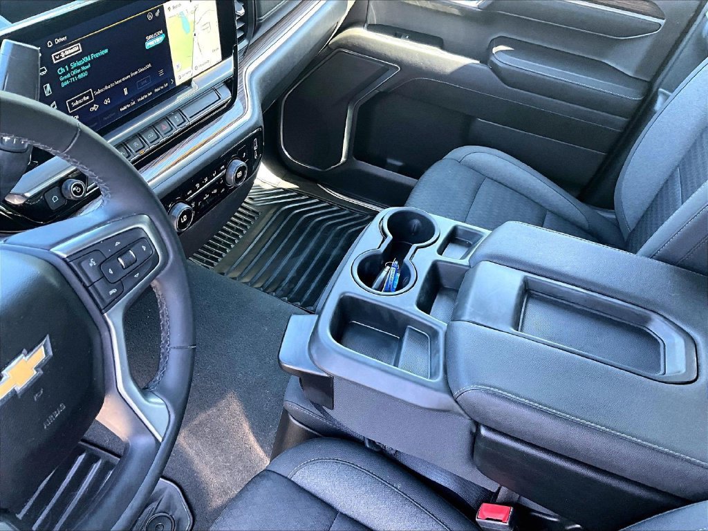 Used 2023 Gray Chevrolet LT image 20