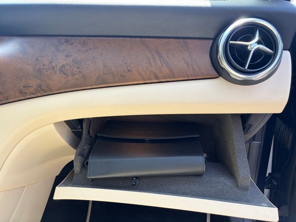 Used 2018 Lunar Blue Metallic Mercedes-Benz GLA 250 image 26