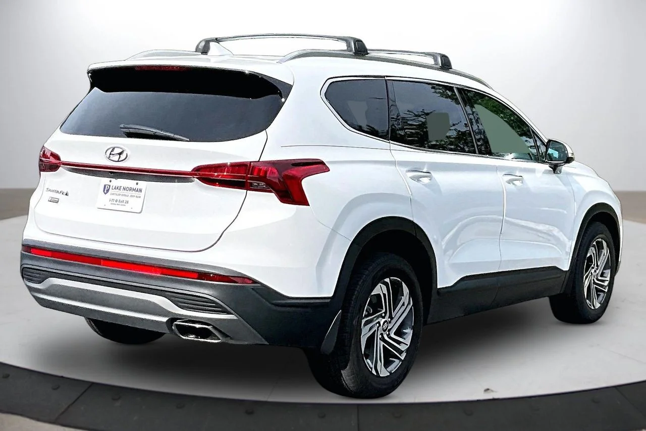 Certified Used 2023 White Hyundai SEL image 9