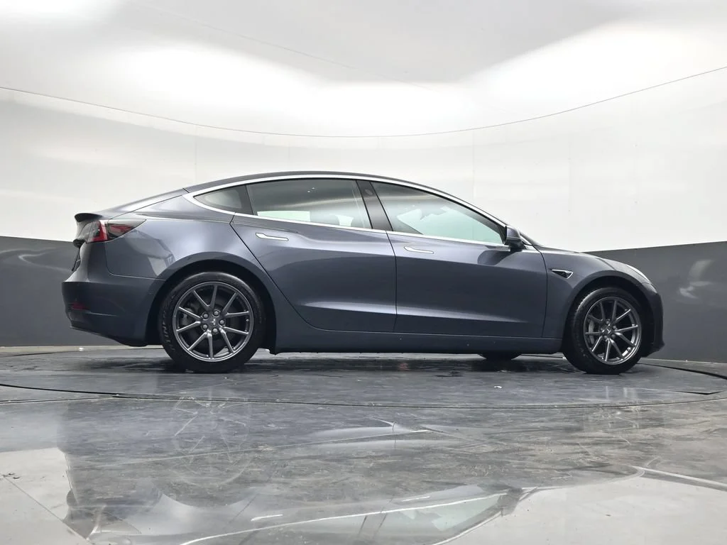 Used 2020 Midnight Silver Metallic Tesla Long Range image 38